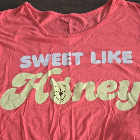 Women Coral 'Sweet Like Honey' Short Sleeve Pajama Top w/Capri Bottoms - Picture 5 of 10
